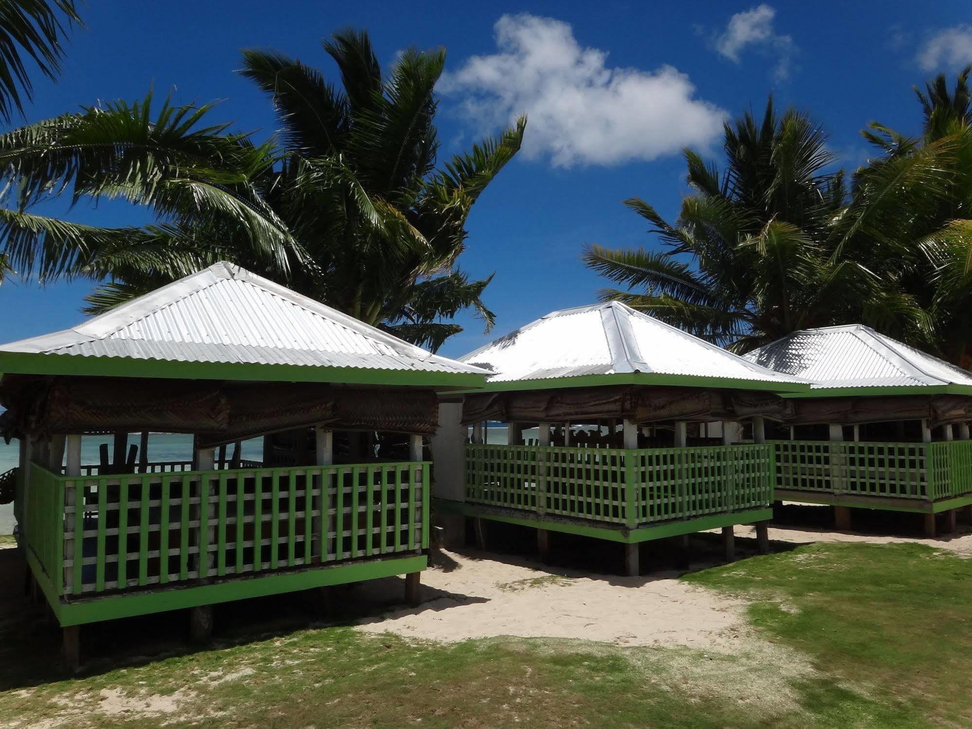 Tailua Beach Fales Manase Exteriér fotografie