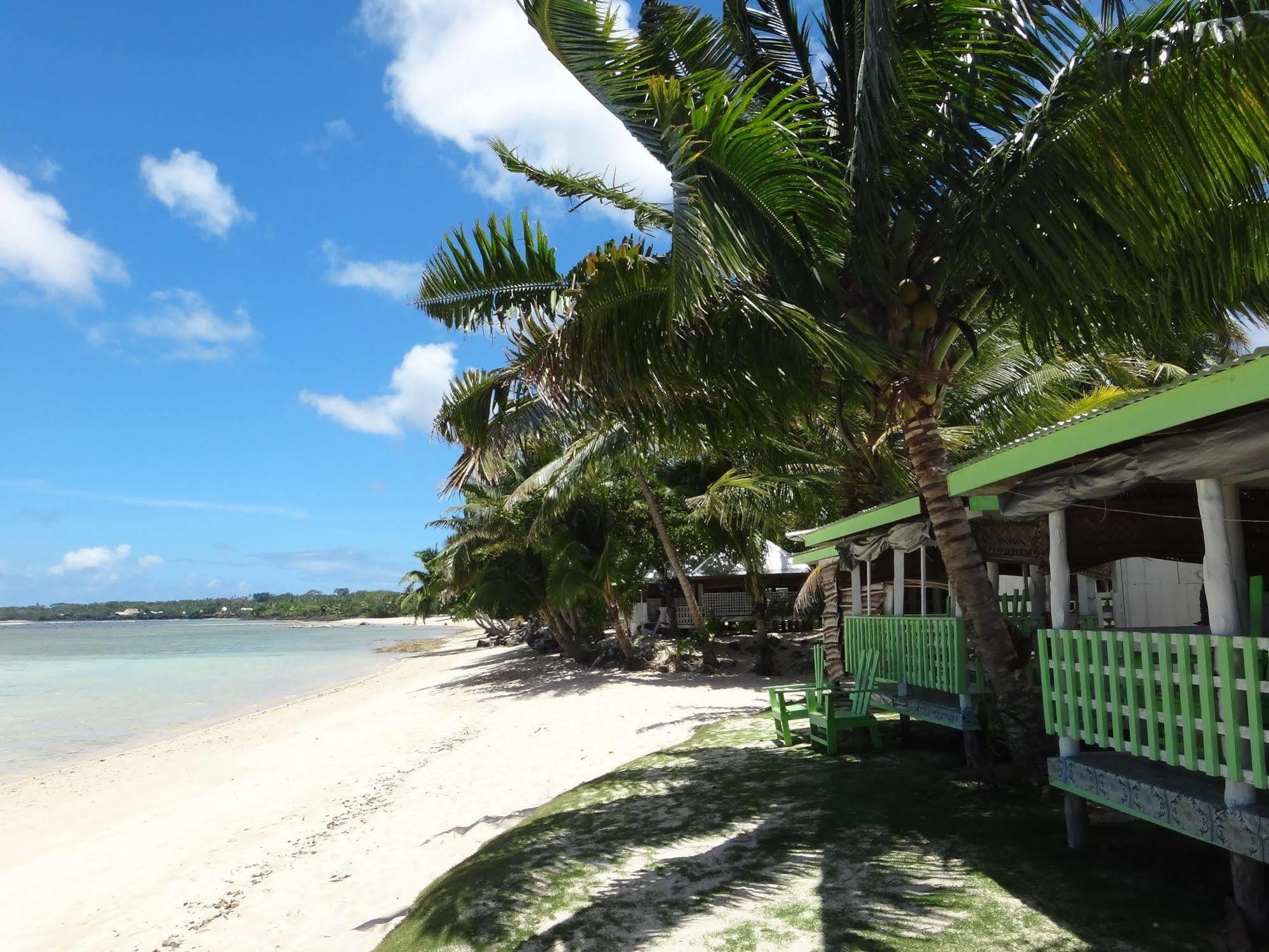 Tailua Beach Fales Manase Exteriér fotografie