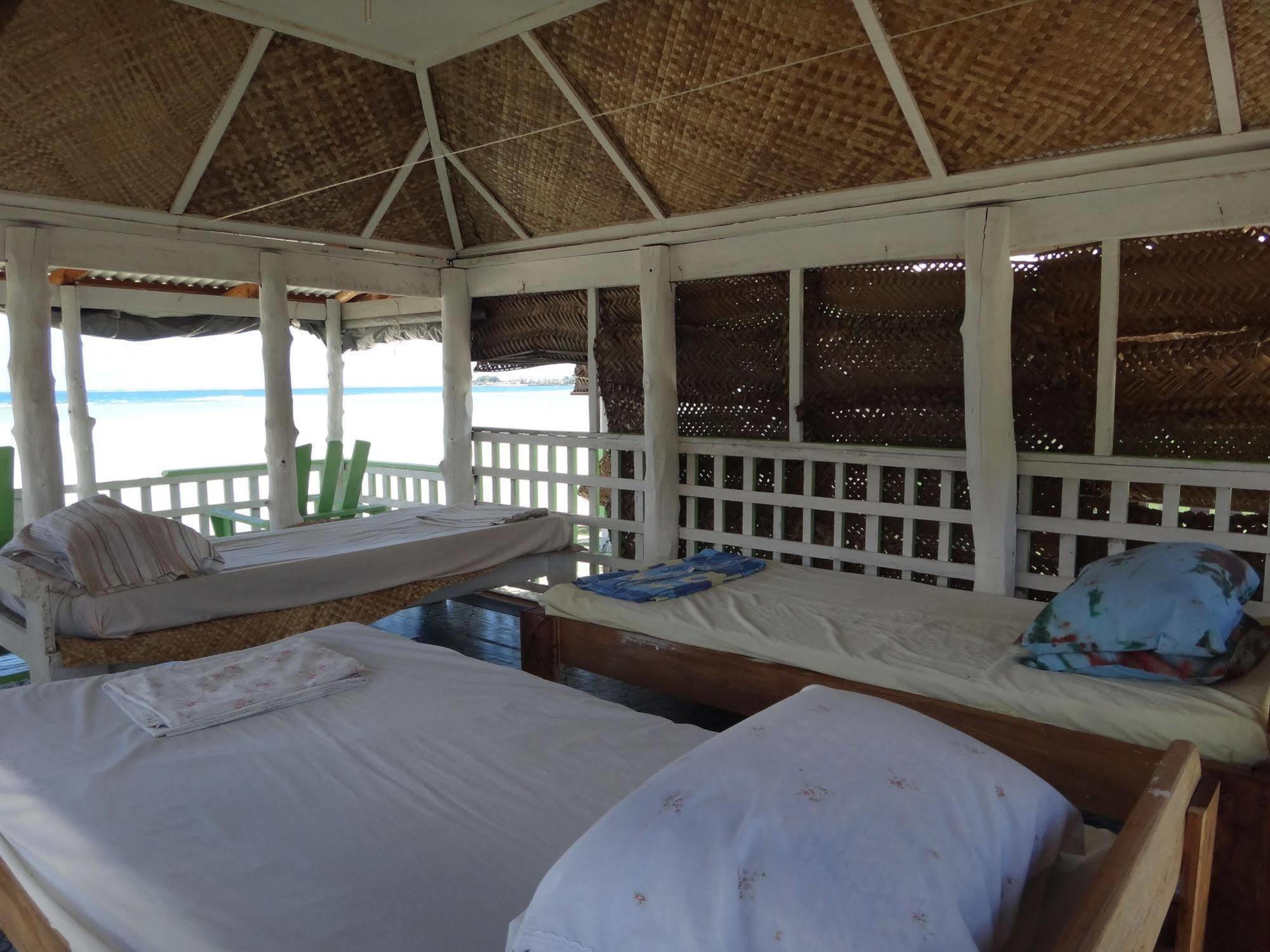 Tailua Beach Fales Manase Exteriér fotografie