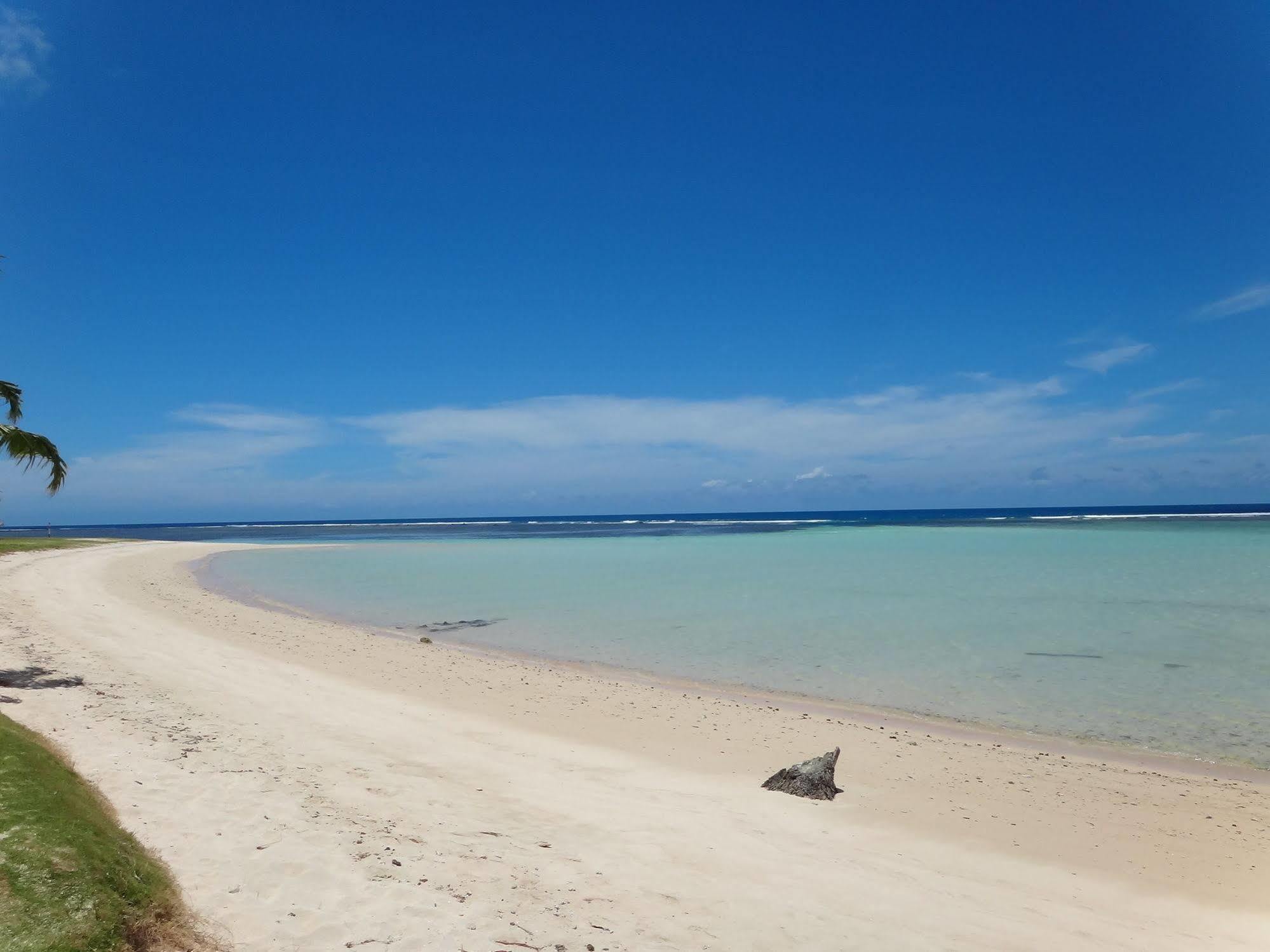 Tailua Beach Fales Manase Exteriér fotografie