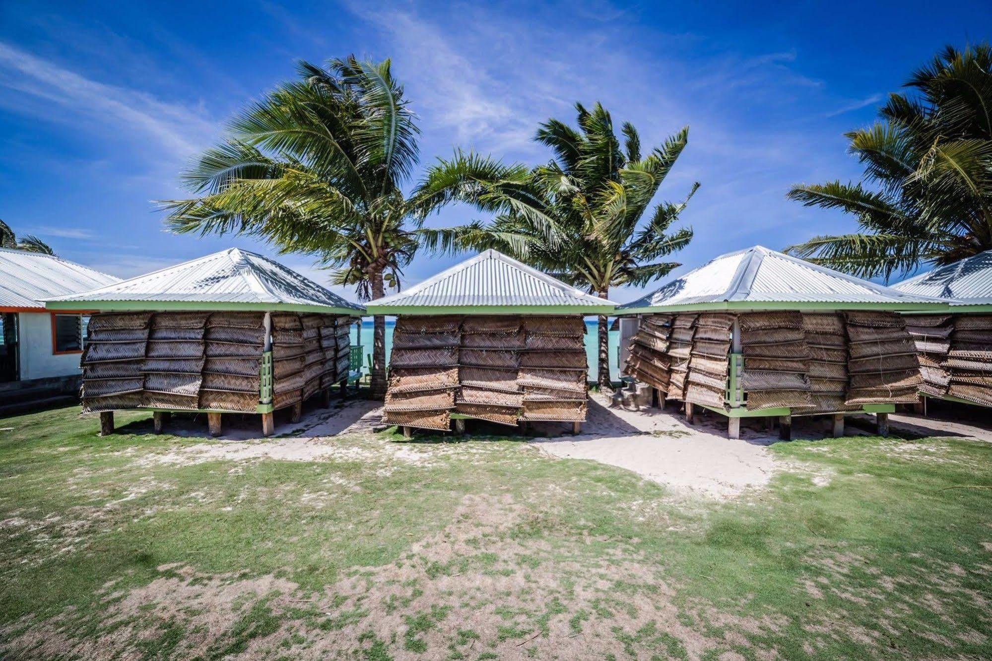 Tailua Beach Fales Manase Exteriér fotografie