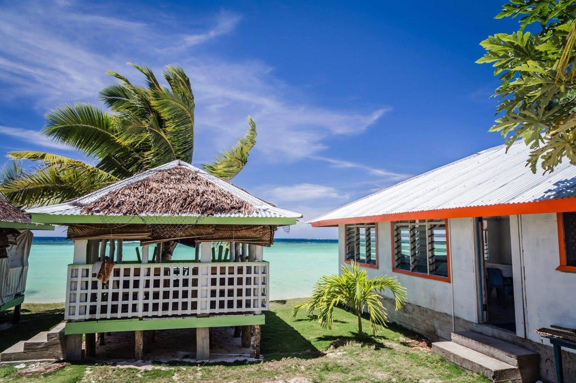 Tailua Beach Fales Manase Exteriér fotografie
