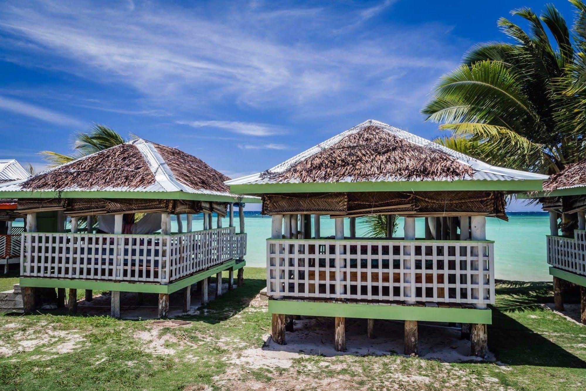 Tailua Beach Fales Manase Exteriér fotografie